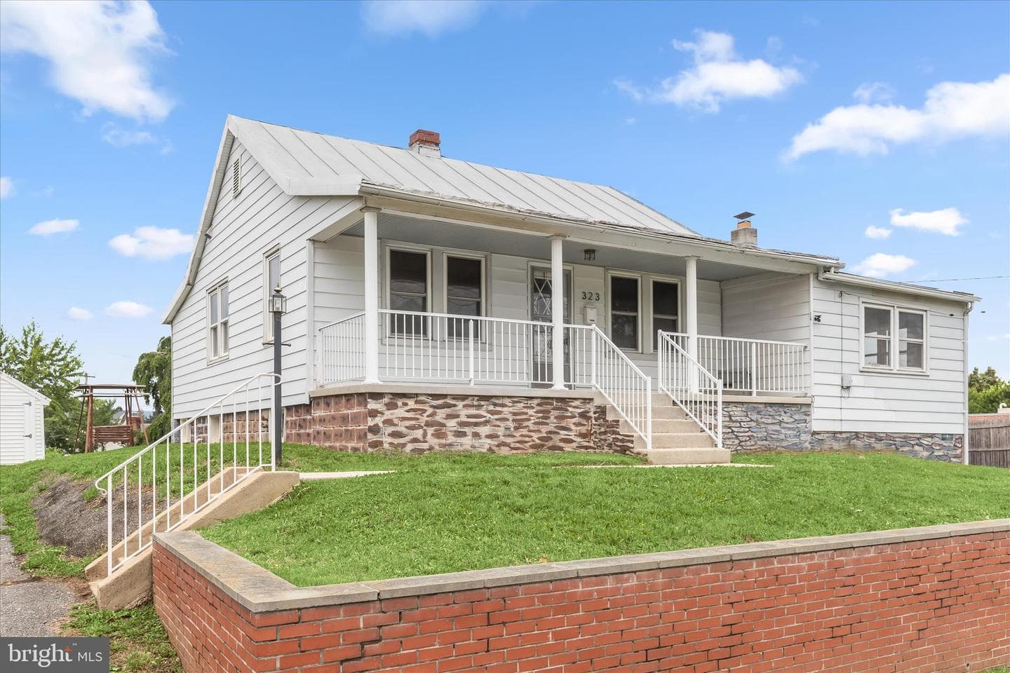 323 S Jefferson Street photo 41
