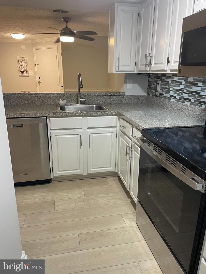 804 Stratford Way #d photo 5