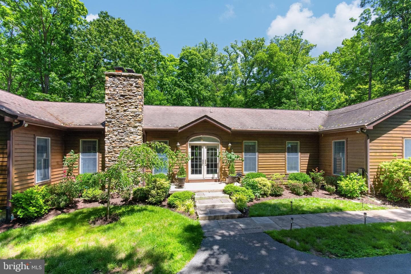 1137 Sugarloaf Mountain Road photo 3