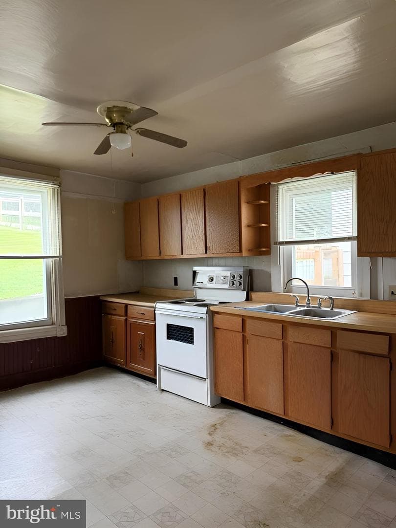 805 E B Street photo 12