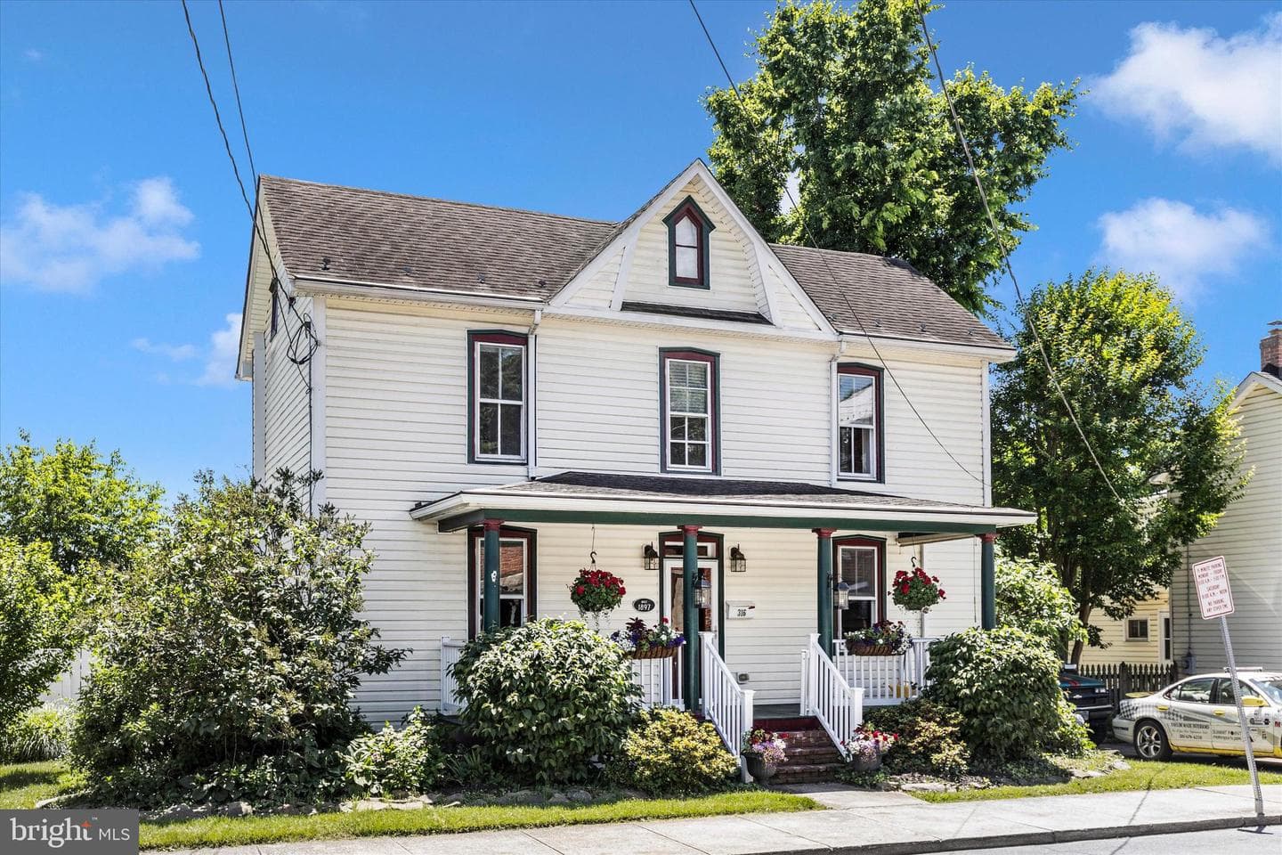 316 Brunswick St photo 2