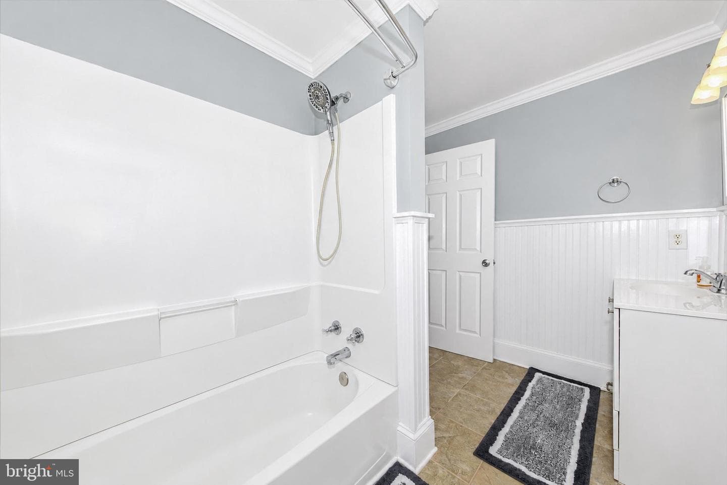 316 Brunswick St photo 32