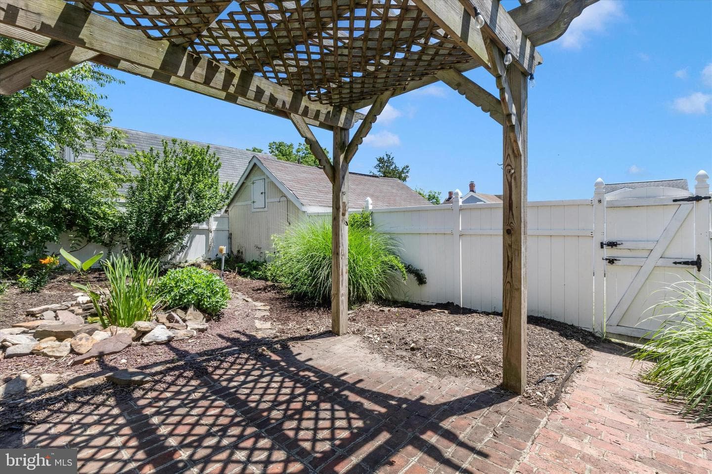 316 Brunswick St photo 44