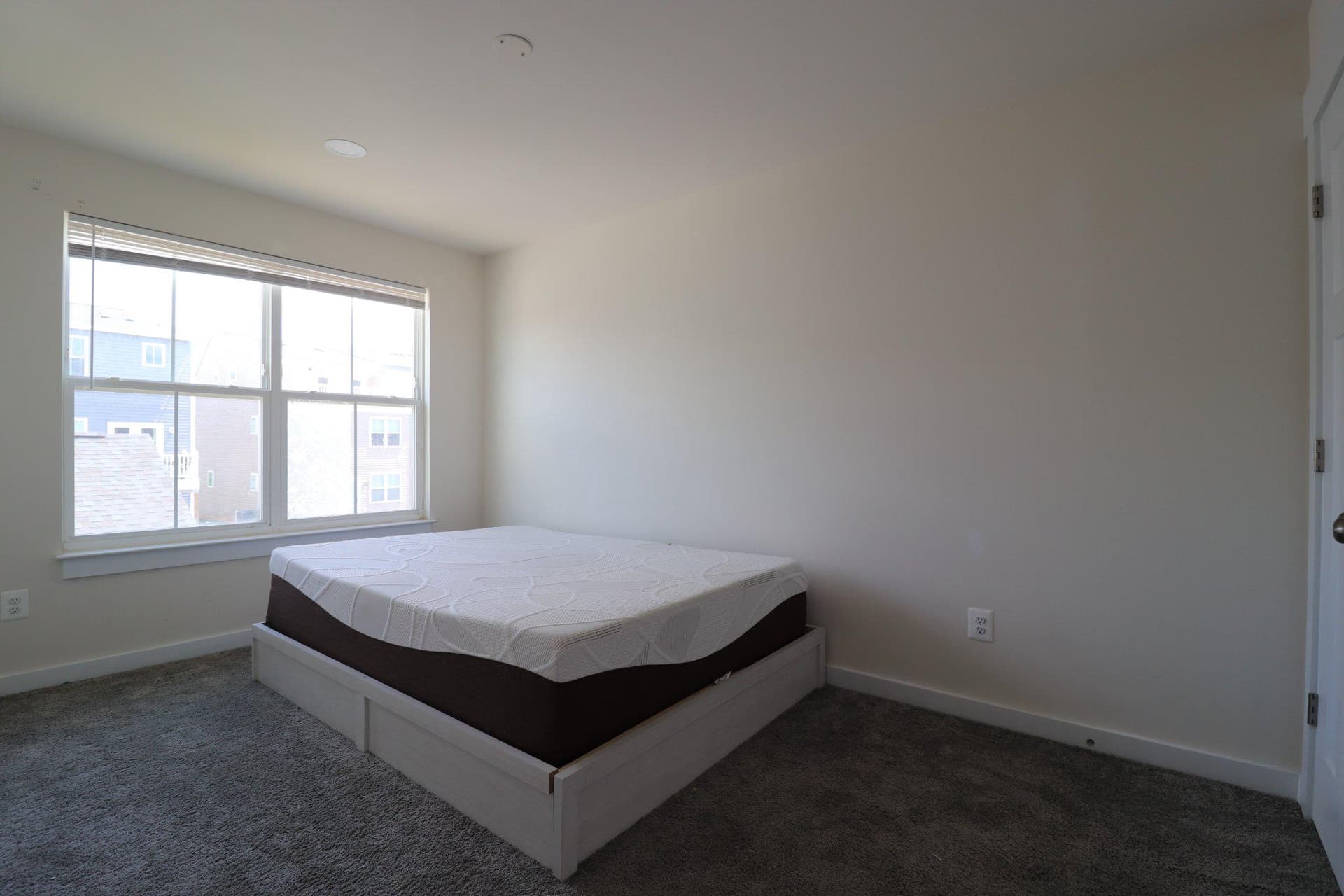 414 Waverley photo 23