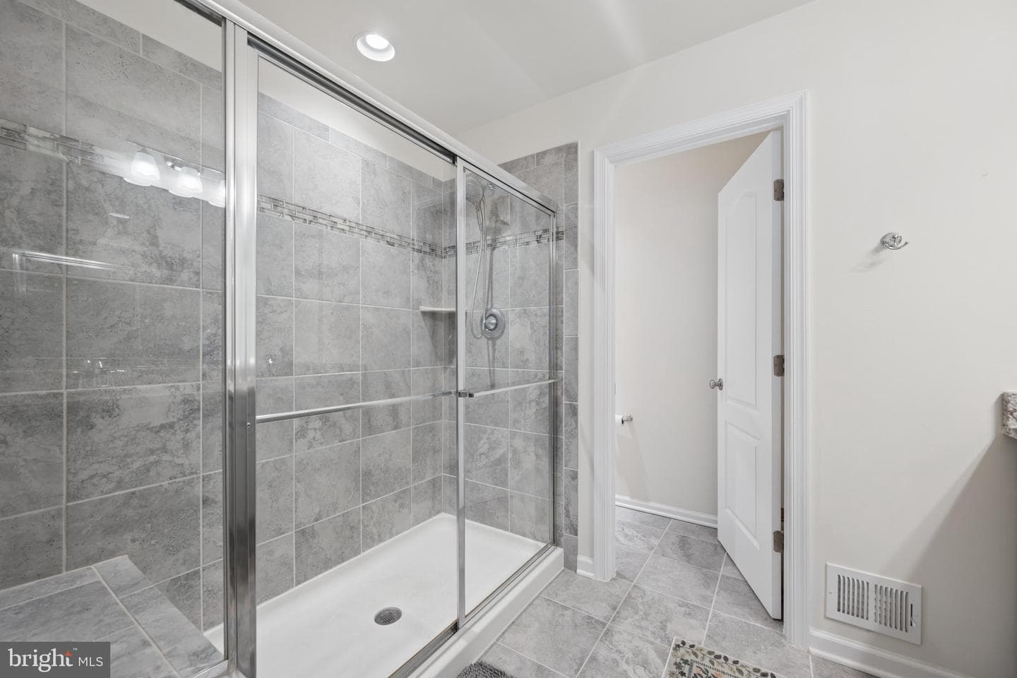 8463 Randell Ridge Road photo 37