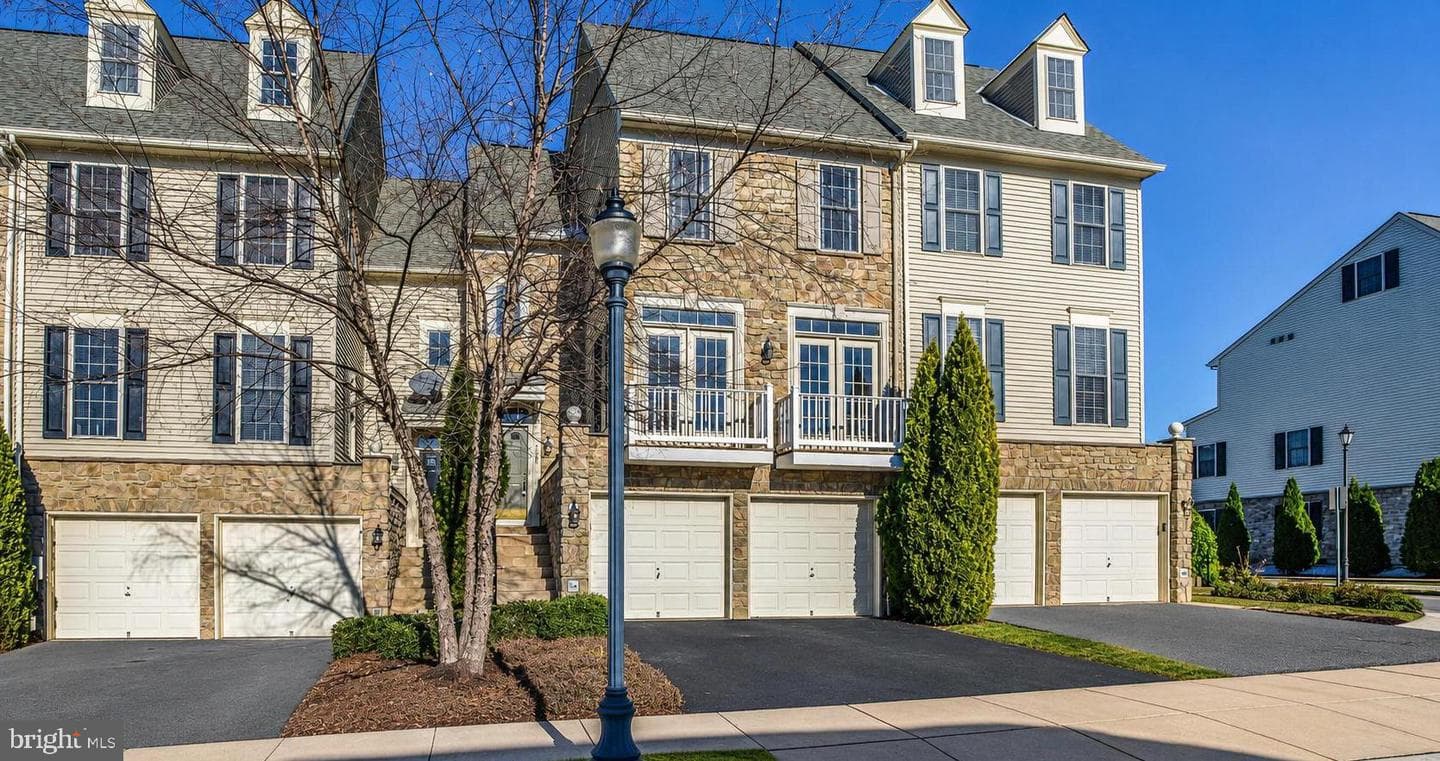 2422 Rippling Brook Road