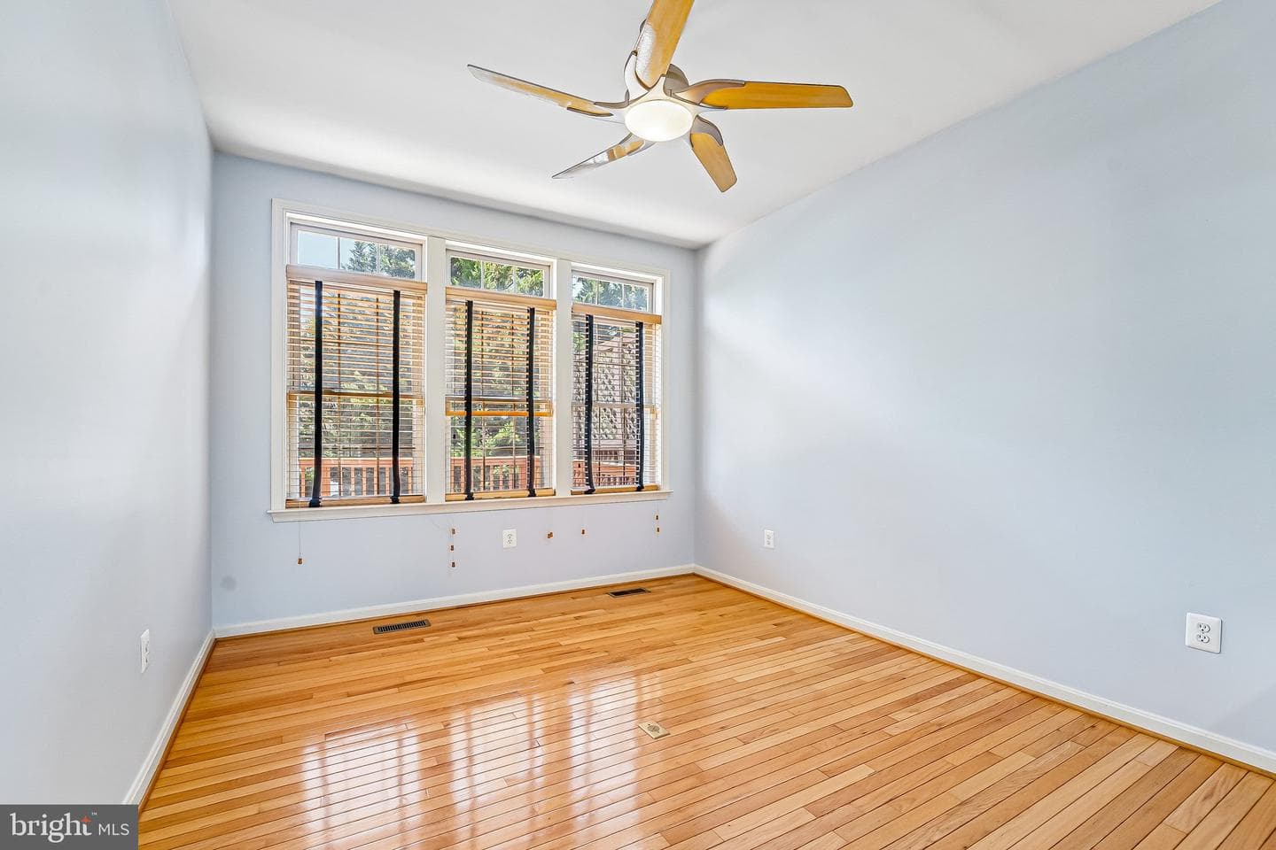 2422 Rippling Brook Road photo 9