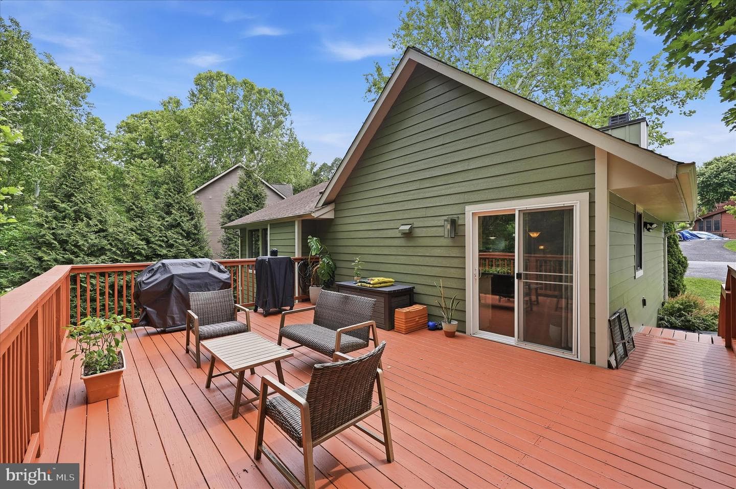 6714 Meadowlawn Circle photo 36