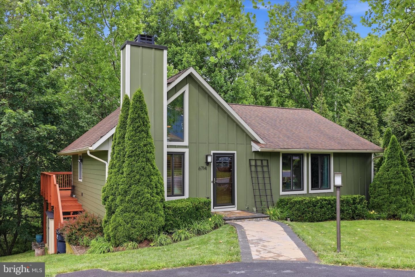 6714 Meadowlawn Circle photo 42