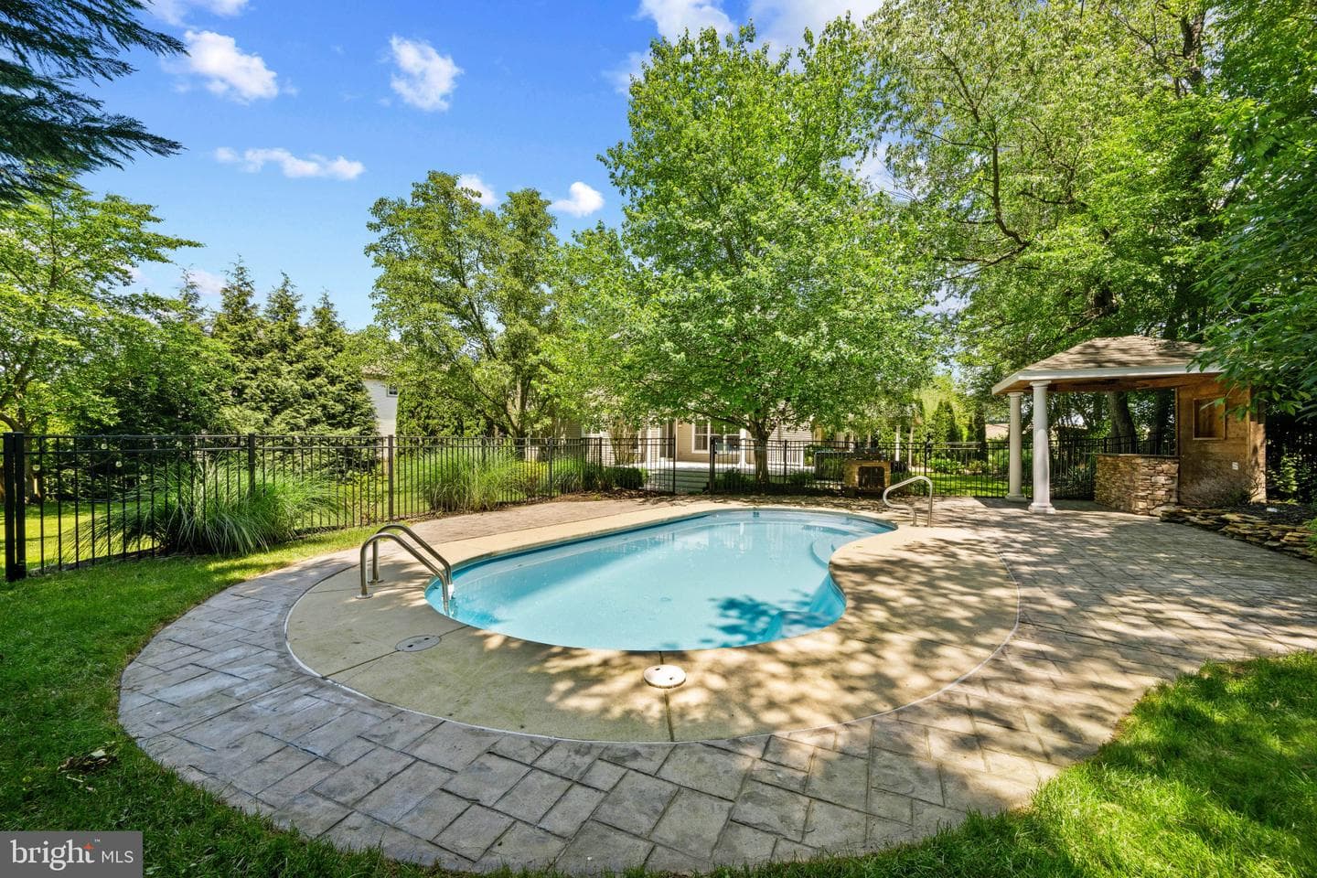 5655 Vineyard Court photo 6