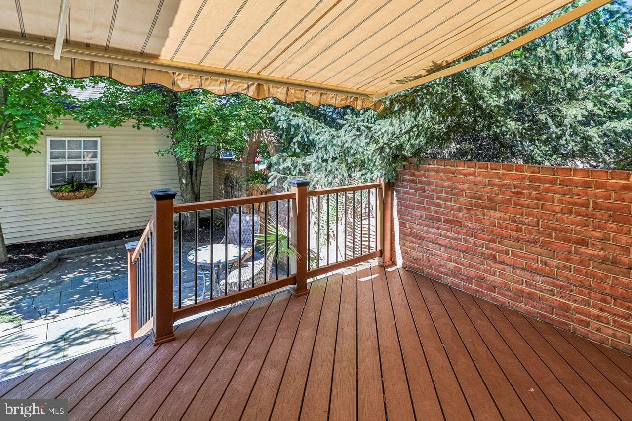 2531 Island Grove Boulevard photo 14