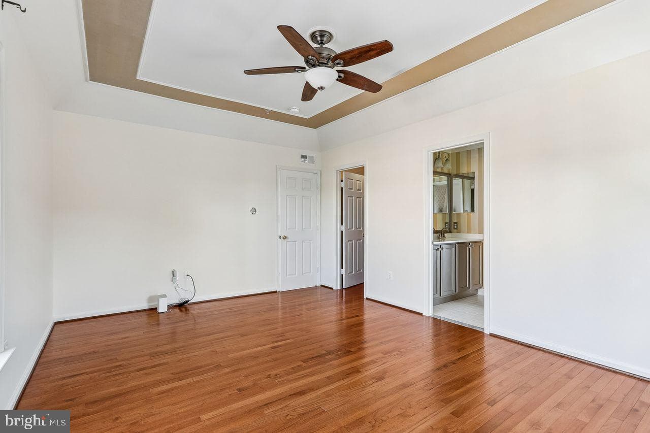 2531 Island Grove Boulevard photo 20