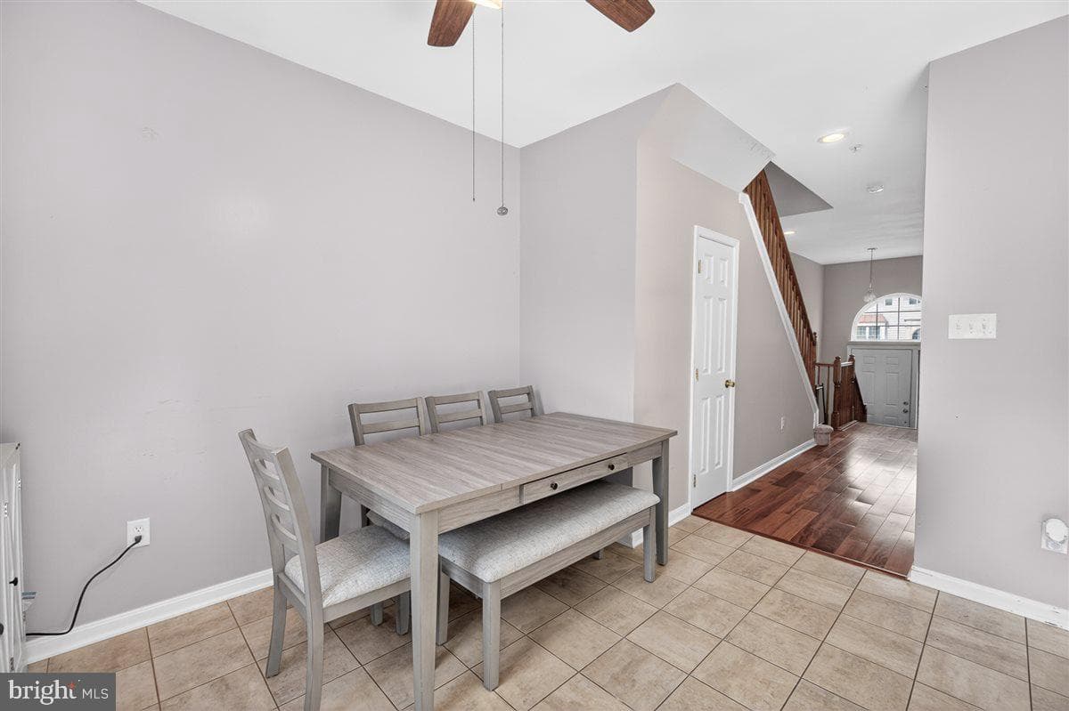 1506 S Rambling Way photo 9