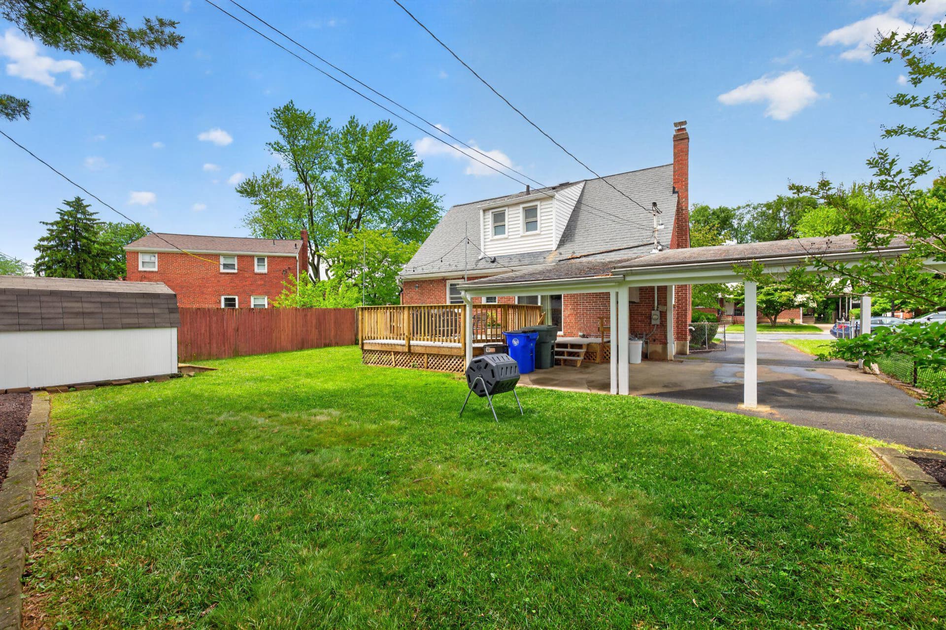 1002 Wilson Place photo 11