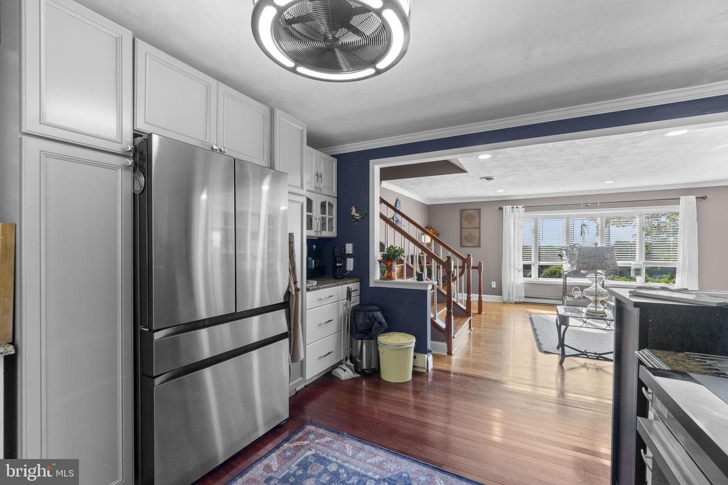 13724 Hillside Avenue photo 14
