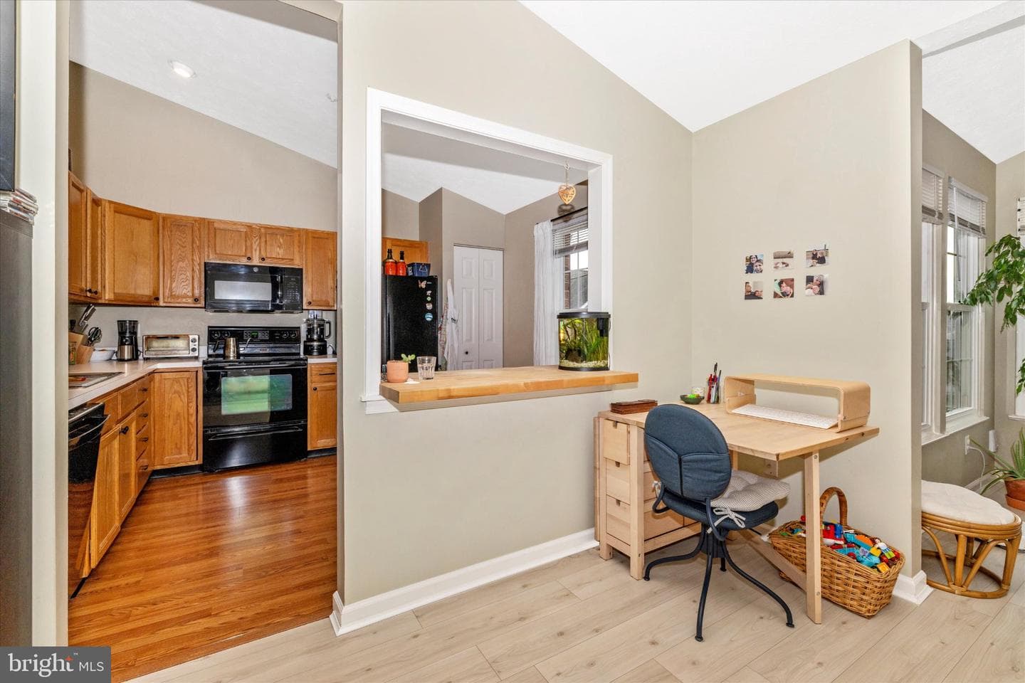 1603 Berry Rose #3d photo 17