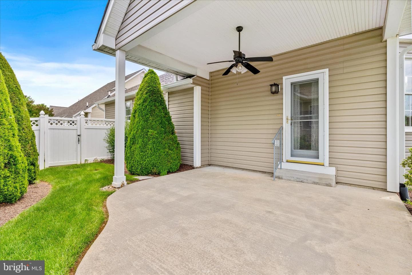2 Derr Lane photo 52