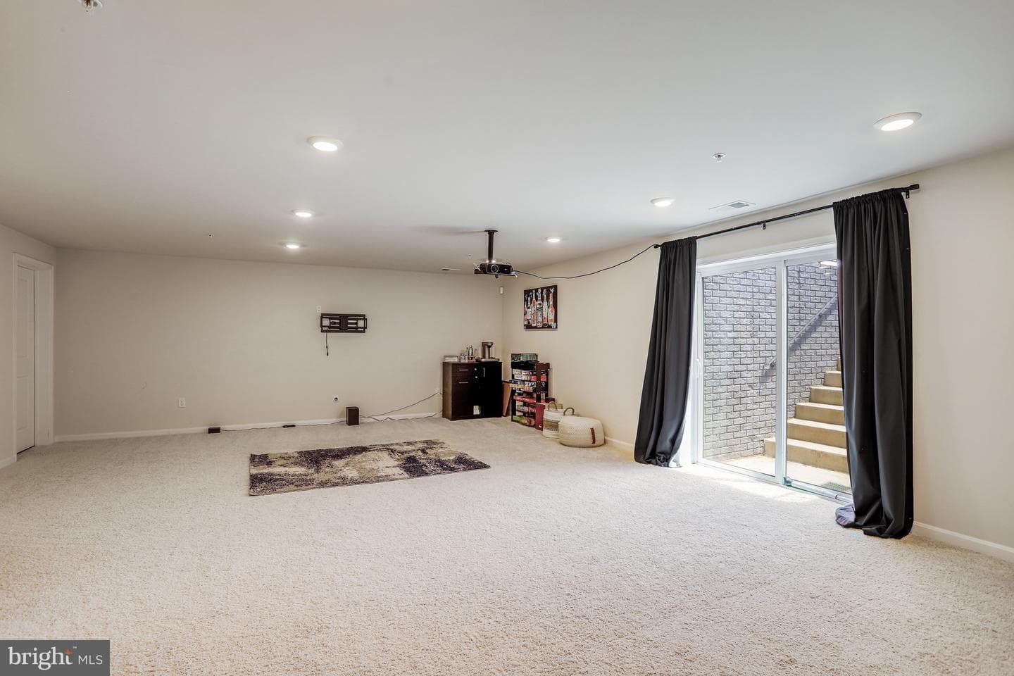 504 Carroll Walk Ave photo 69