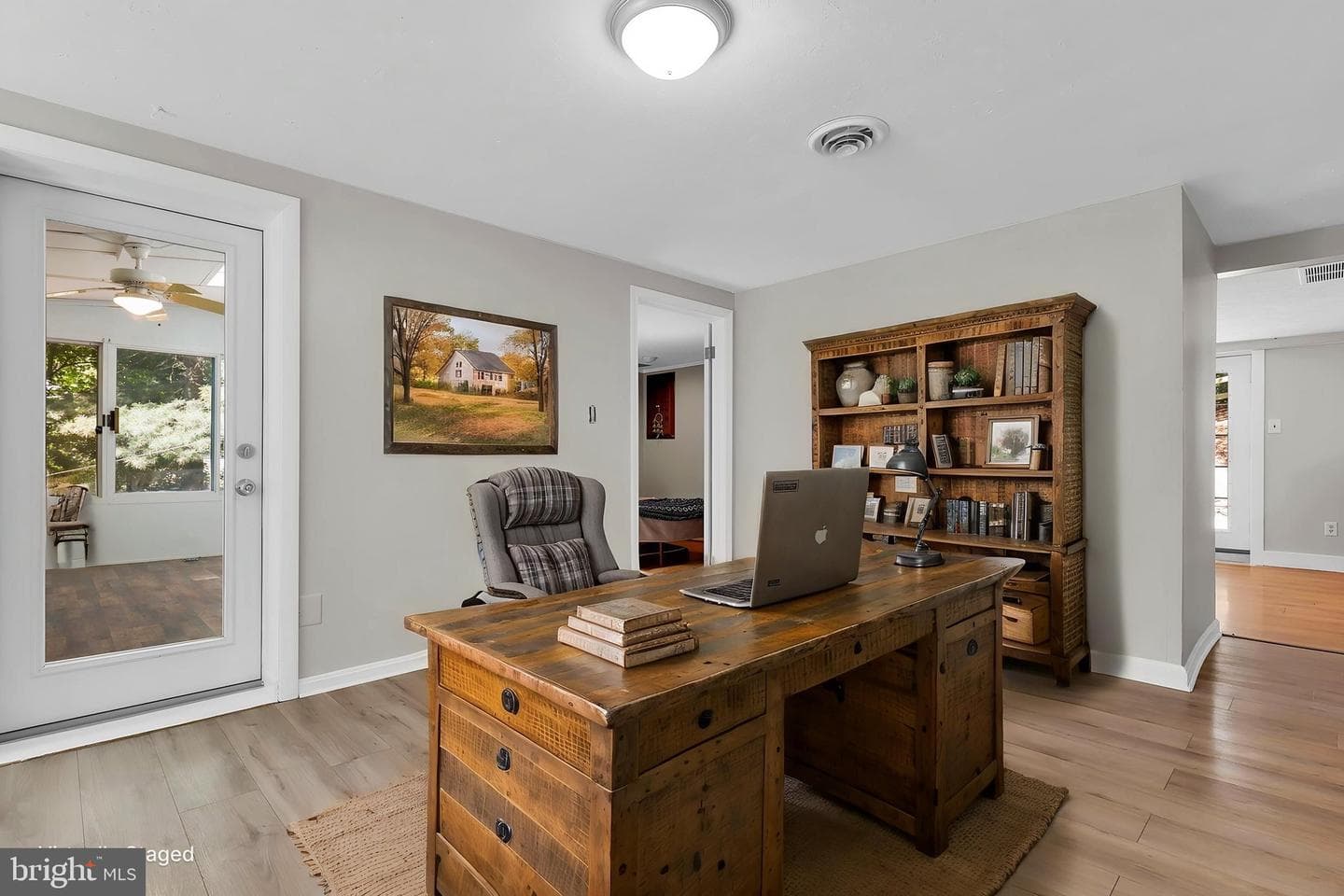 10856 Wolfsville Road photo 22