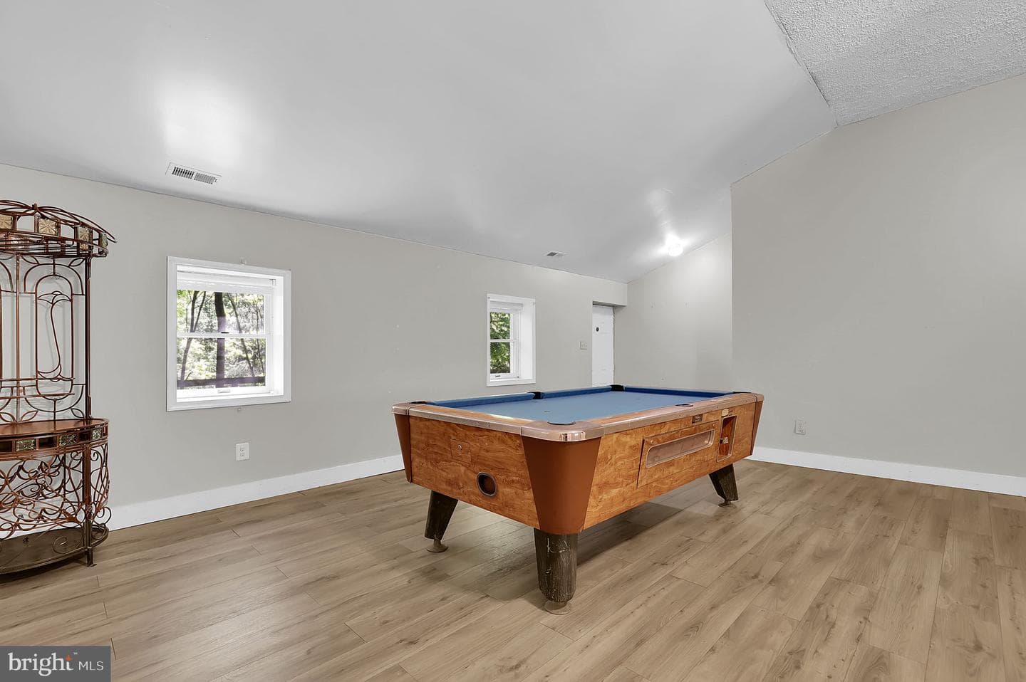 10856 Wolfsville Road photo 5