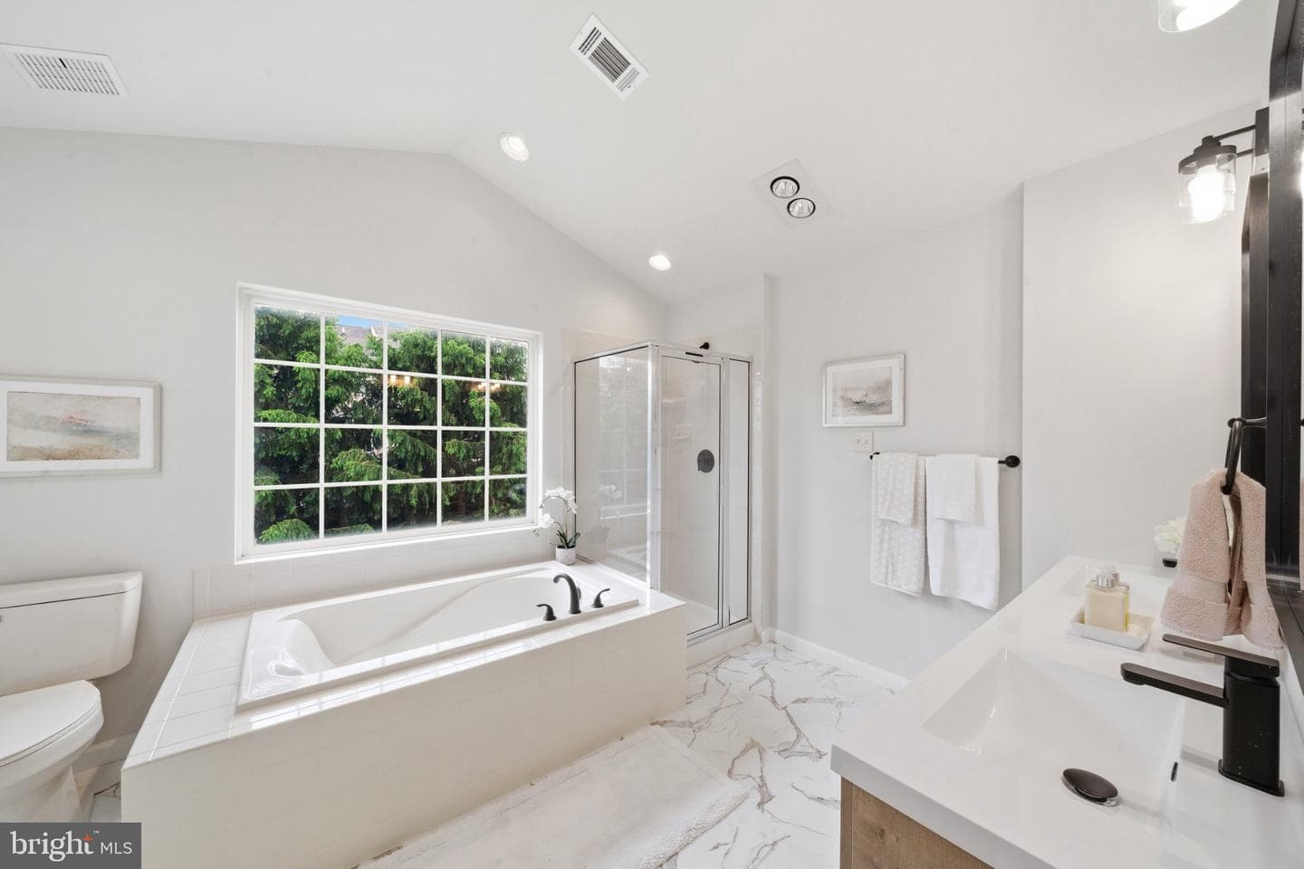 2063 Buell Drive photo 27