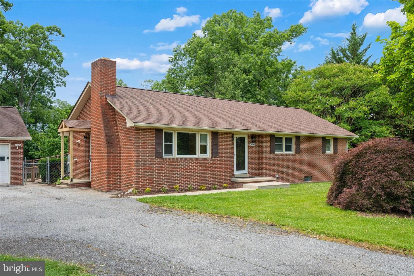7052 Linganore Road photo 1