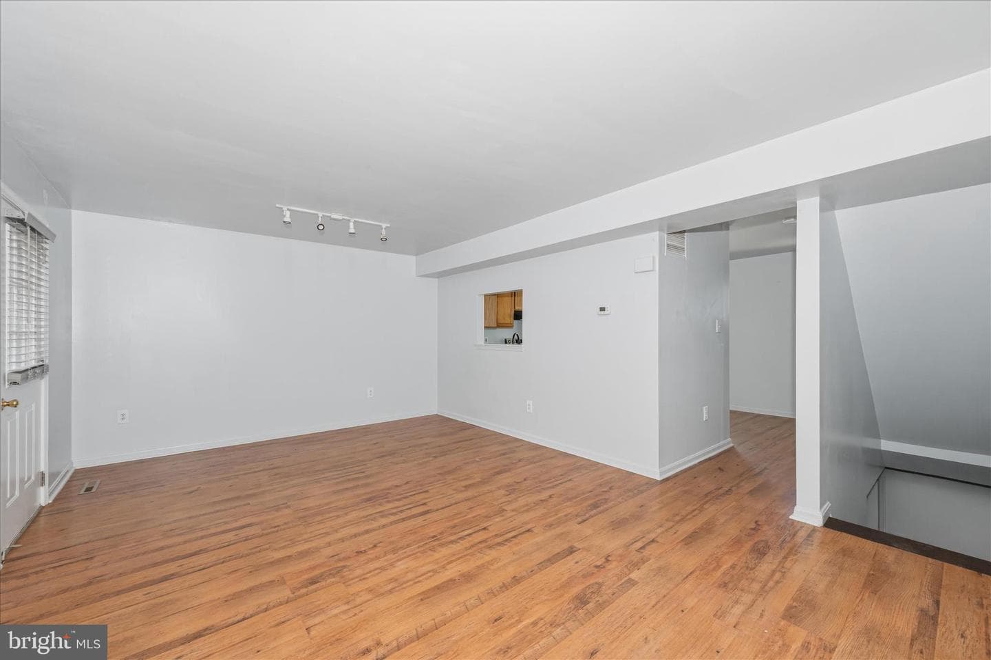 6627 E Beach Drive photo 5