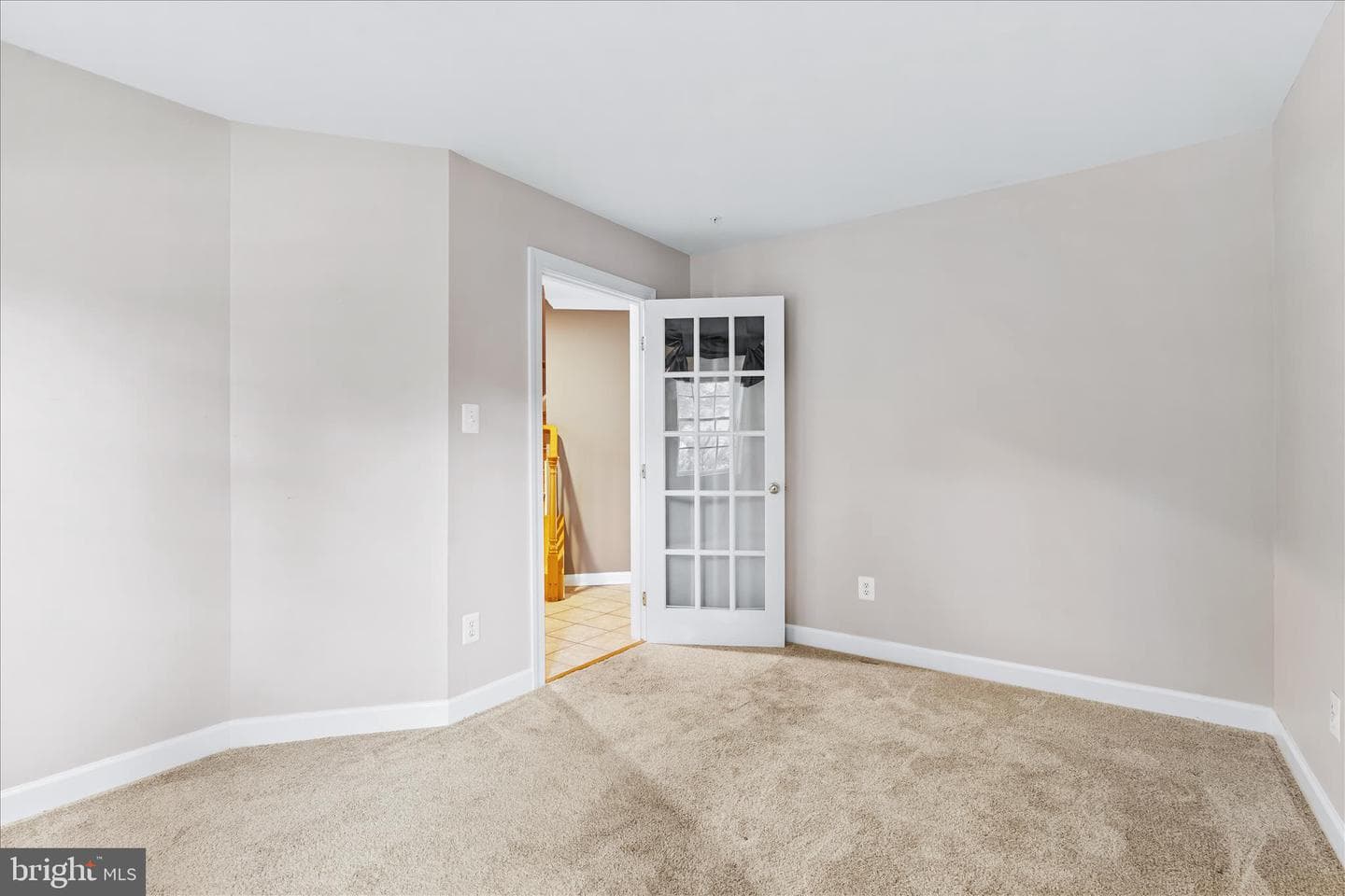 9393 Penrose Street photo 32