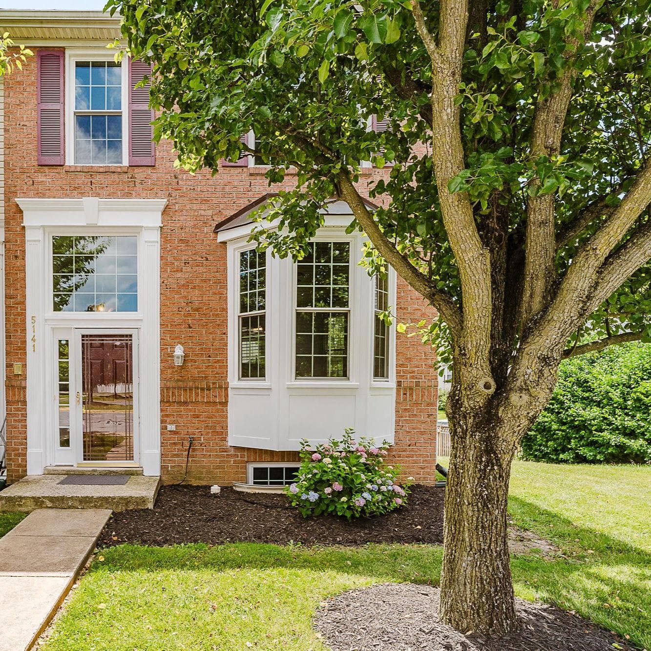 5141 Mclauren Lane photo 3