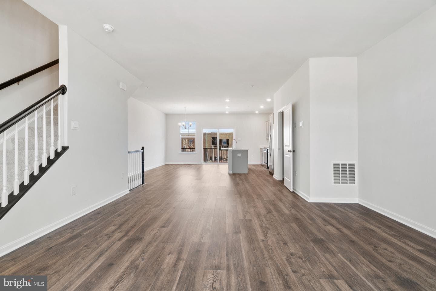 434 Ensemble Way photo 15