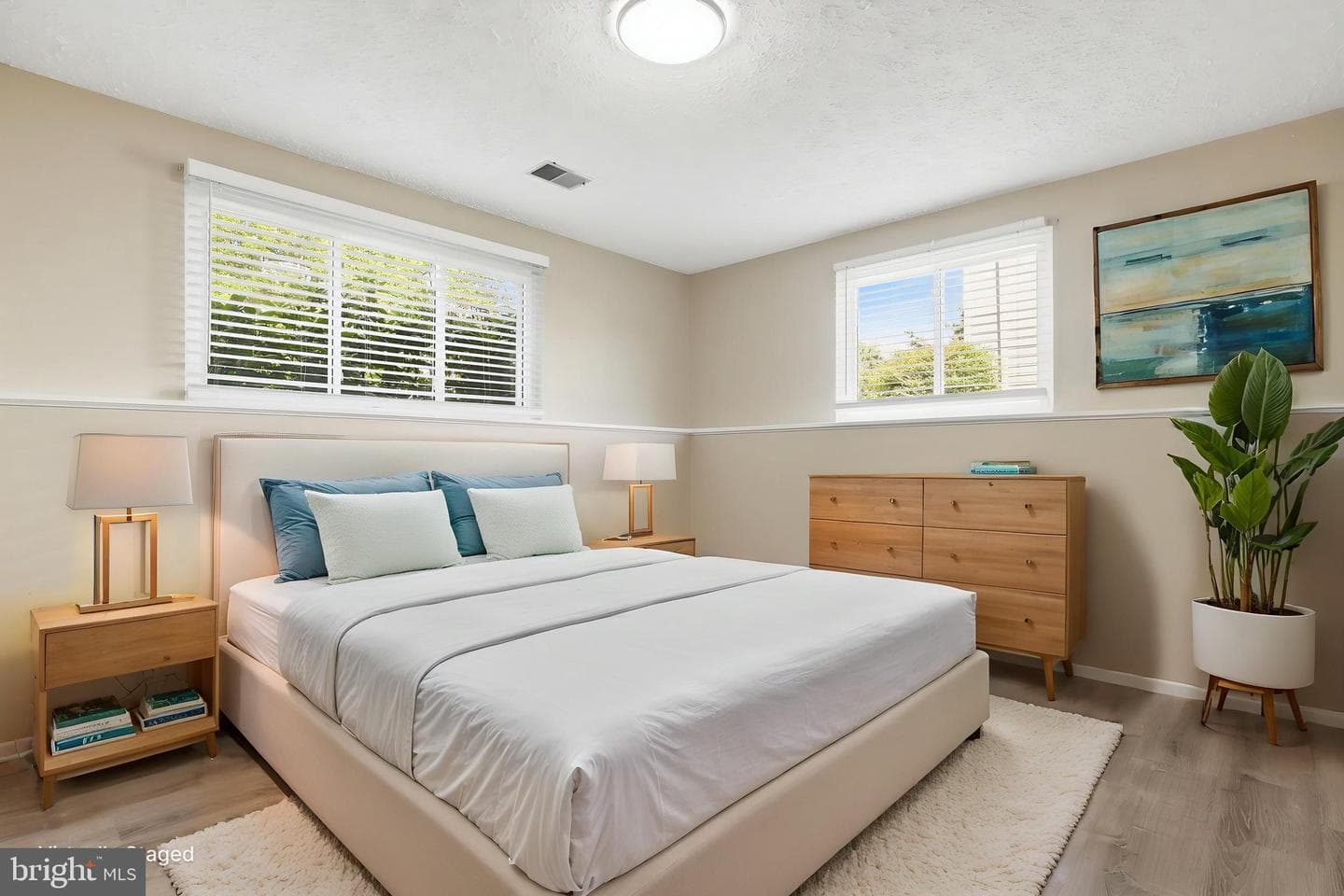 5690 Pebble Drive photo 26