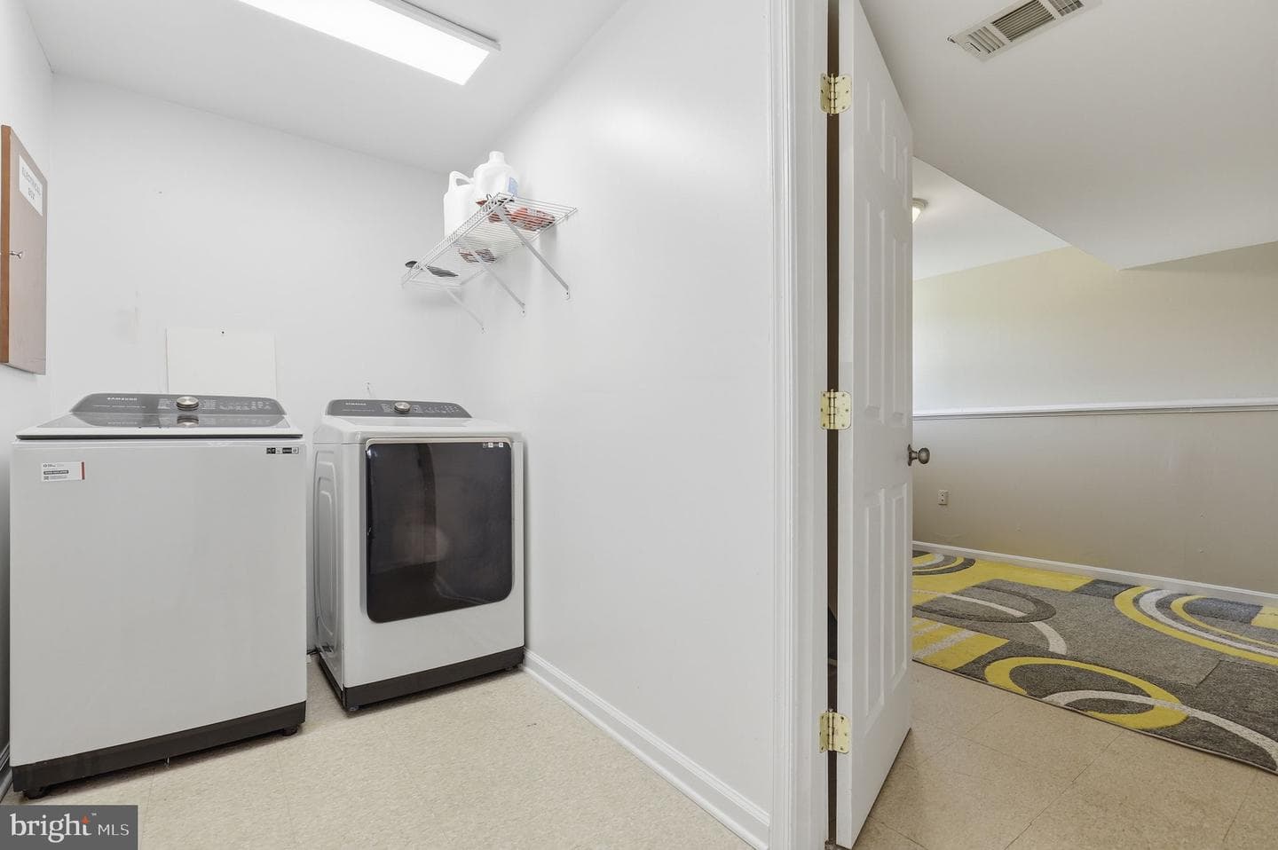 5690 Pebble Drive photo 31