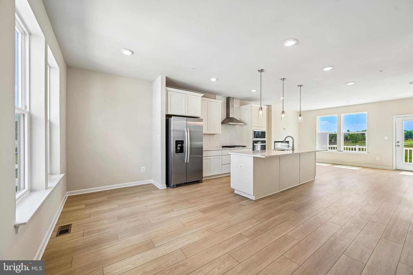 2109 Peace Lily Lane photo 12