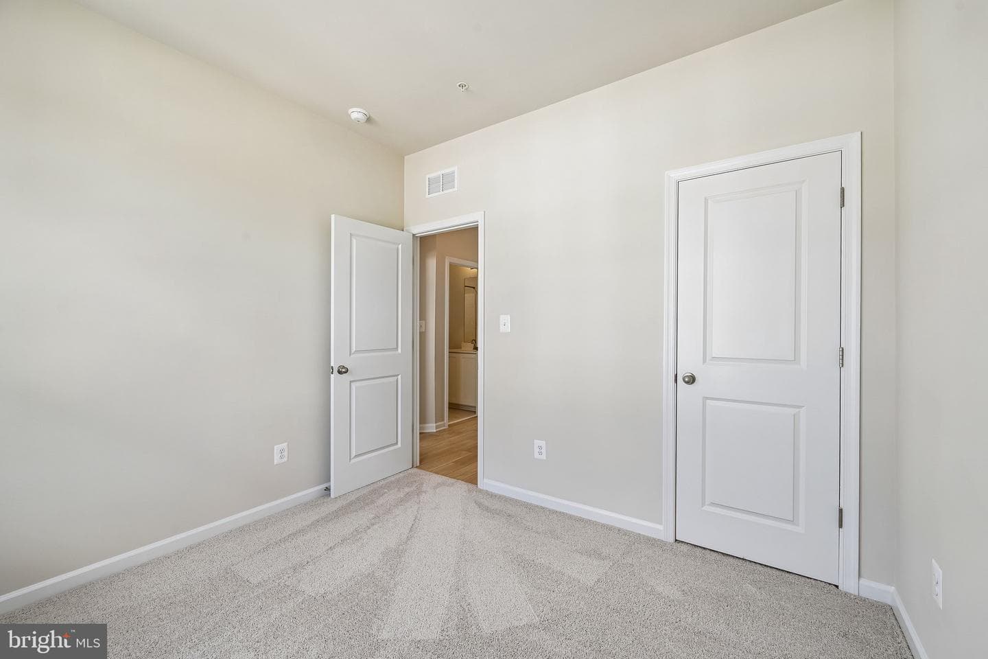 2109 Peace Lily Lane photo 35