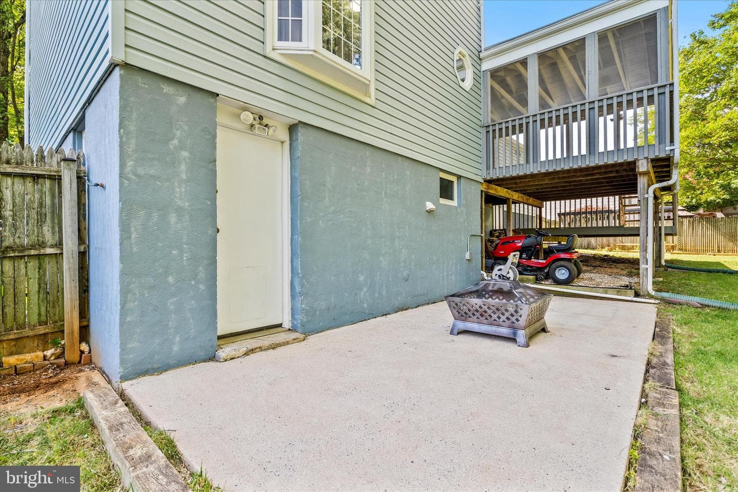 7014 Willow Tree Drive S photo 44