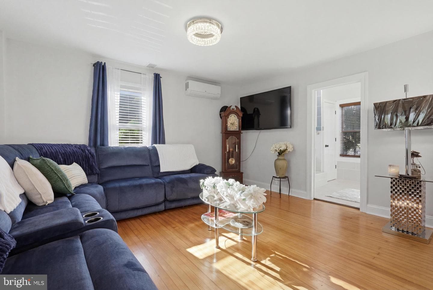 111 Depaul Street photo 6