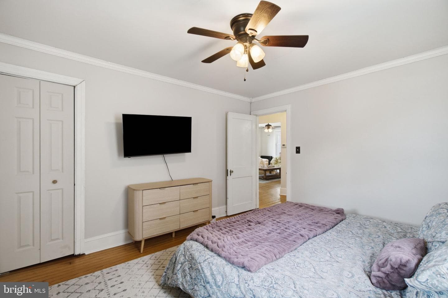 552 E Church Street photo 7