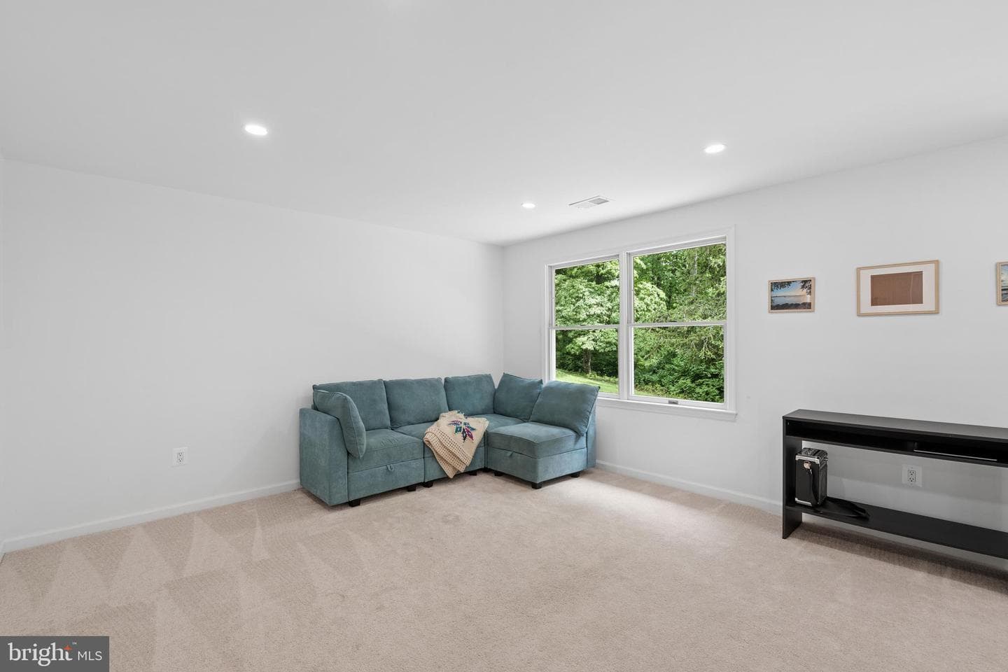 8323 Sharon Drive photo 15