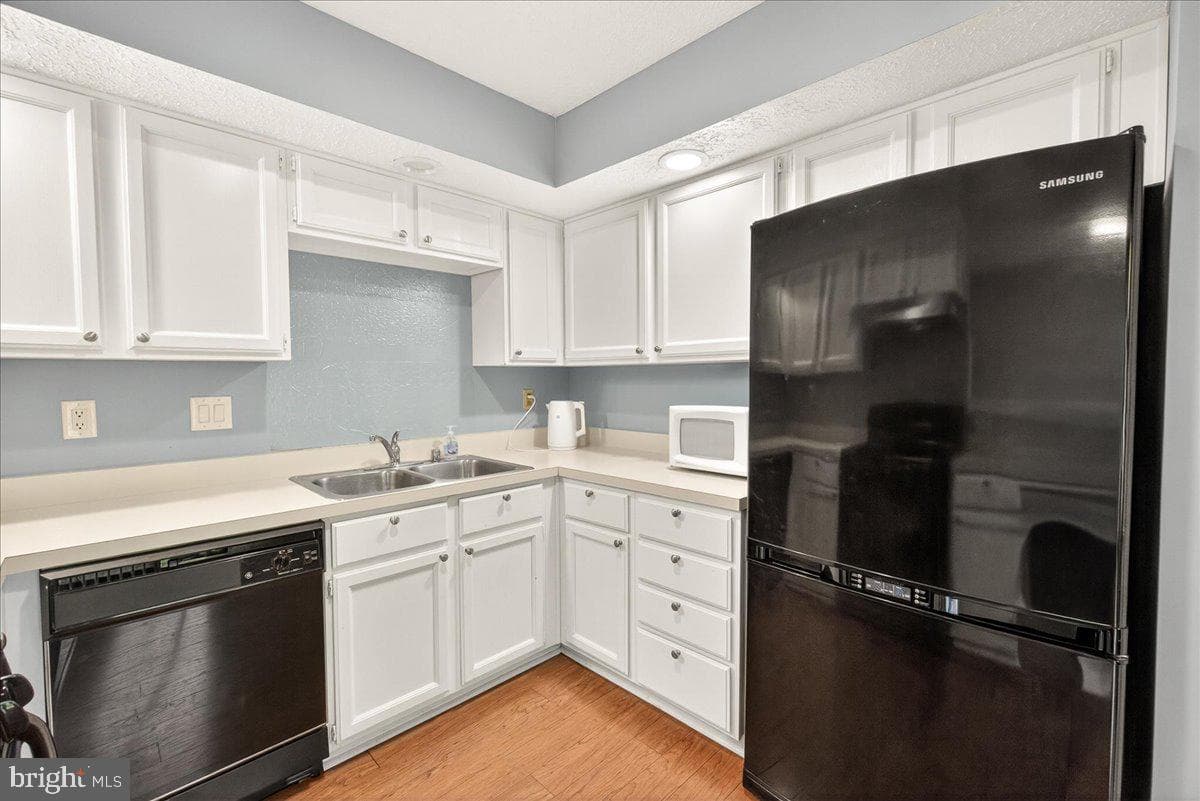 5534 Foxhall Court photo 16