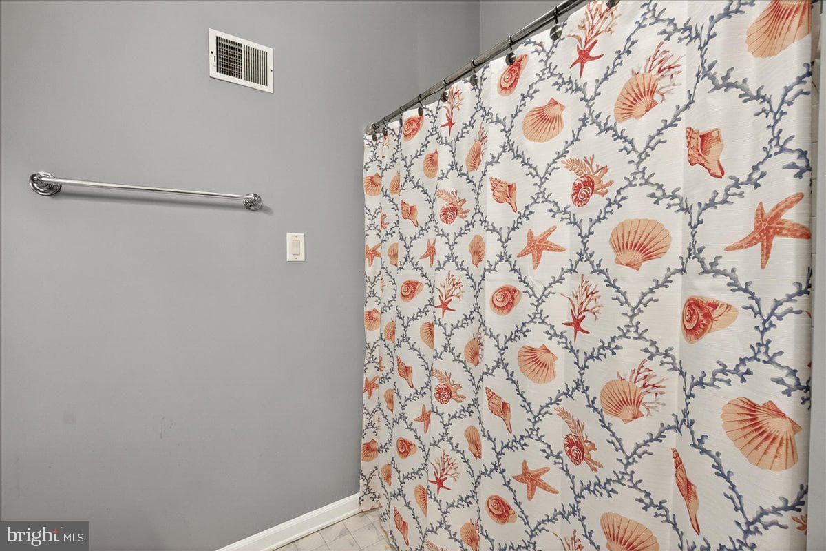 5534 Foxhall Court photo 30