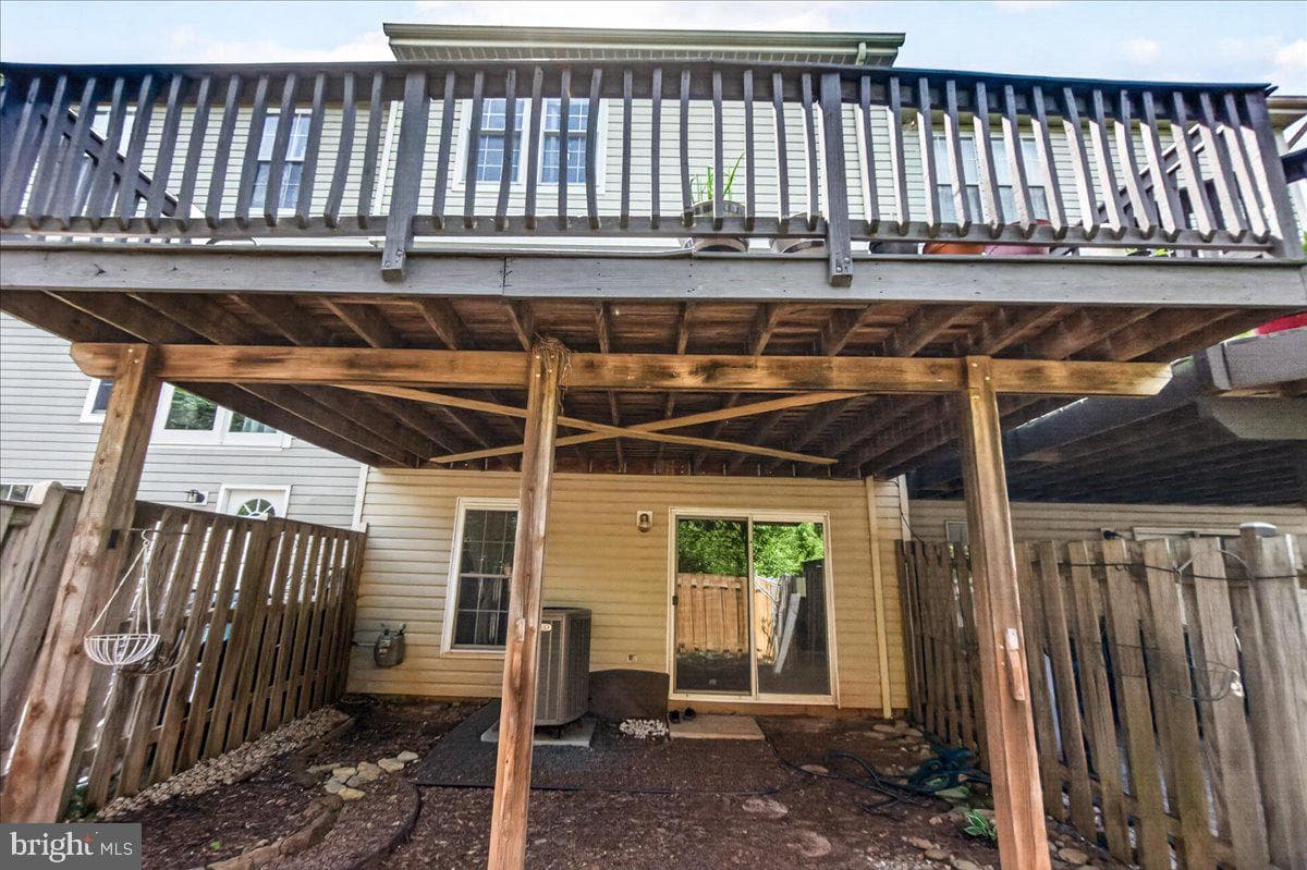 5534 Foxhall Court photo 41