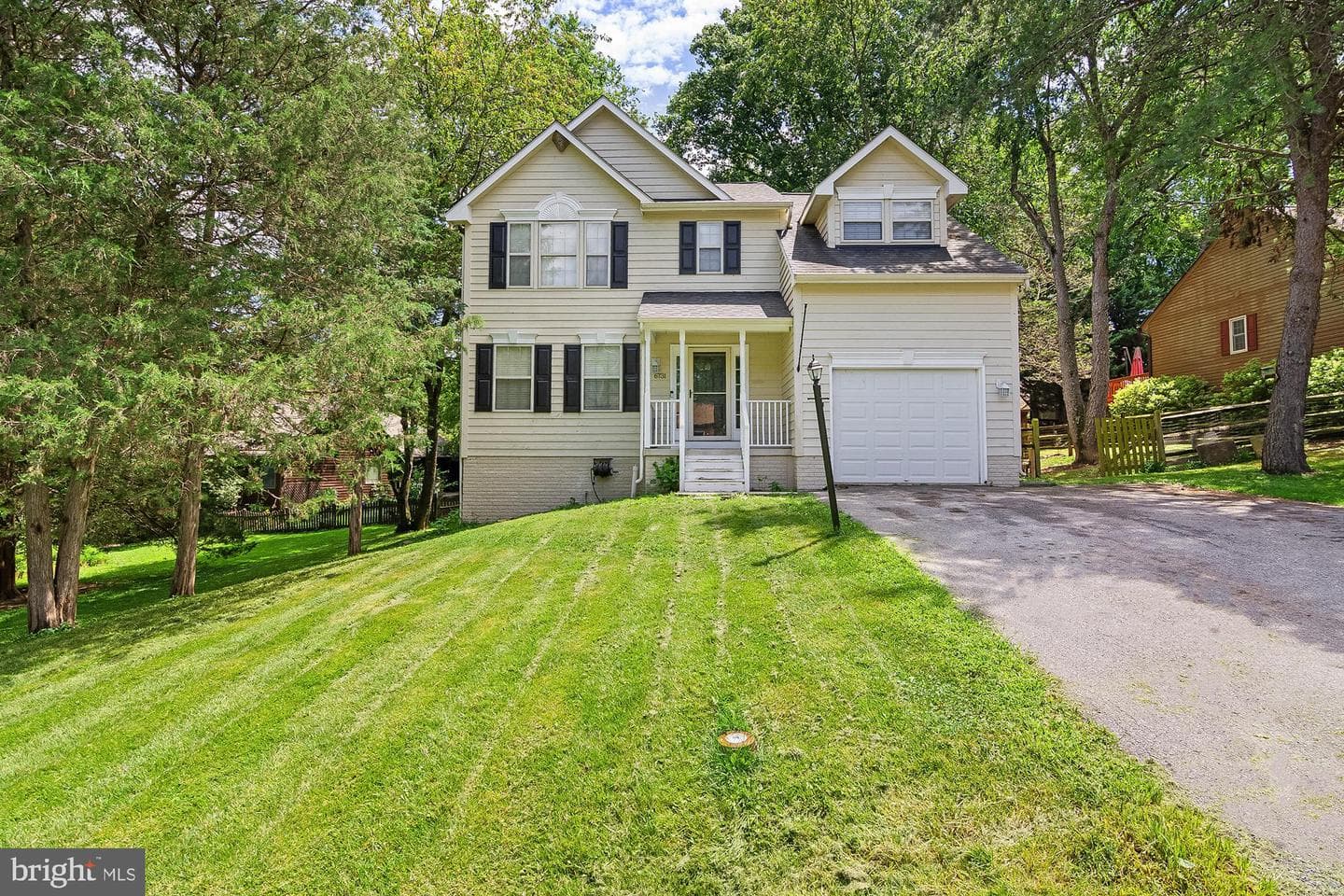 6731 Meadowlawn Circle photo 1