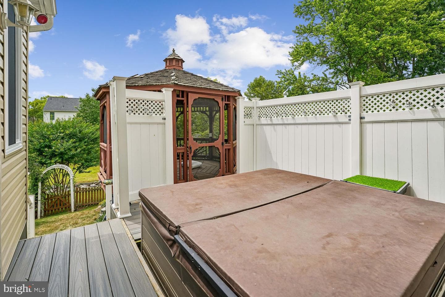 9035 Allington Manor Circle W photo 15