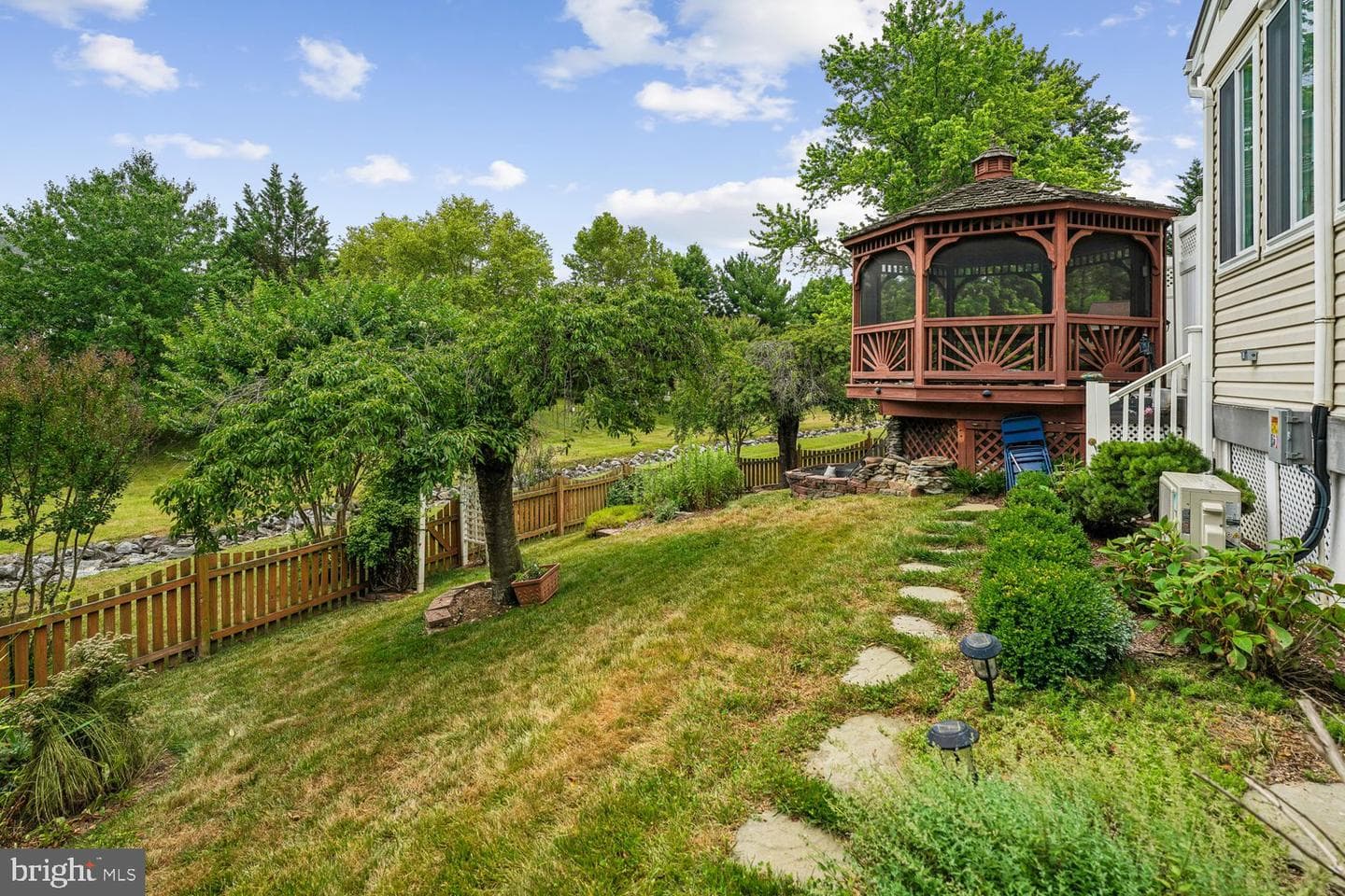 9035 Allington Manor Circle W photo 18