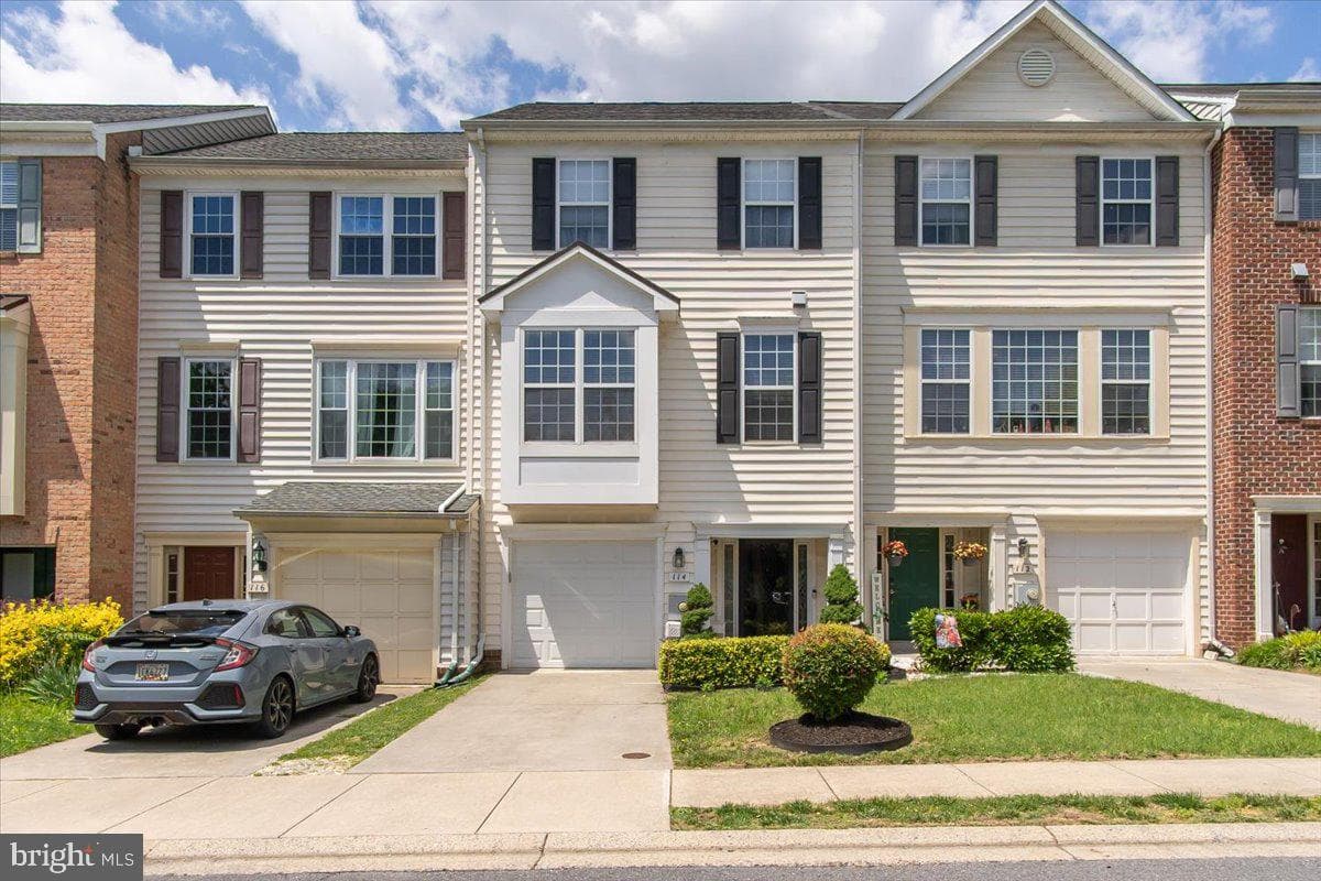 114 Cavenrock Court