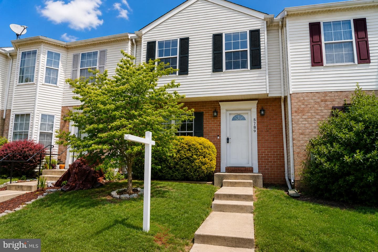 5789 Katsura Court photo 2