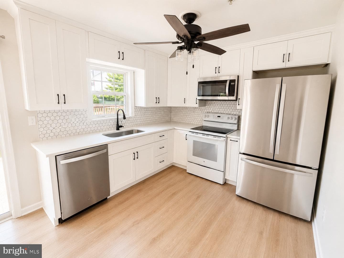 5789 Katsura Court photo 6