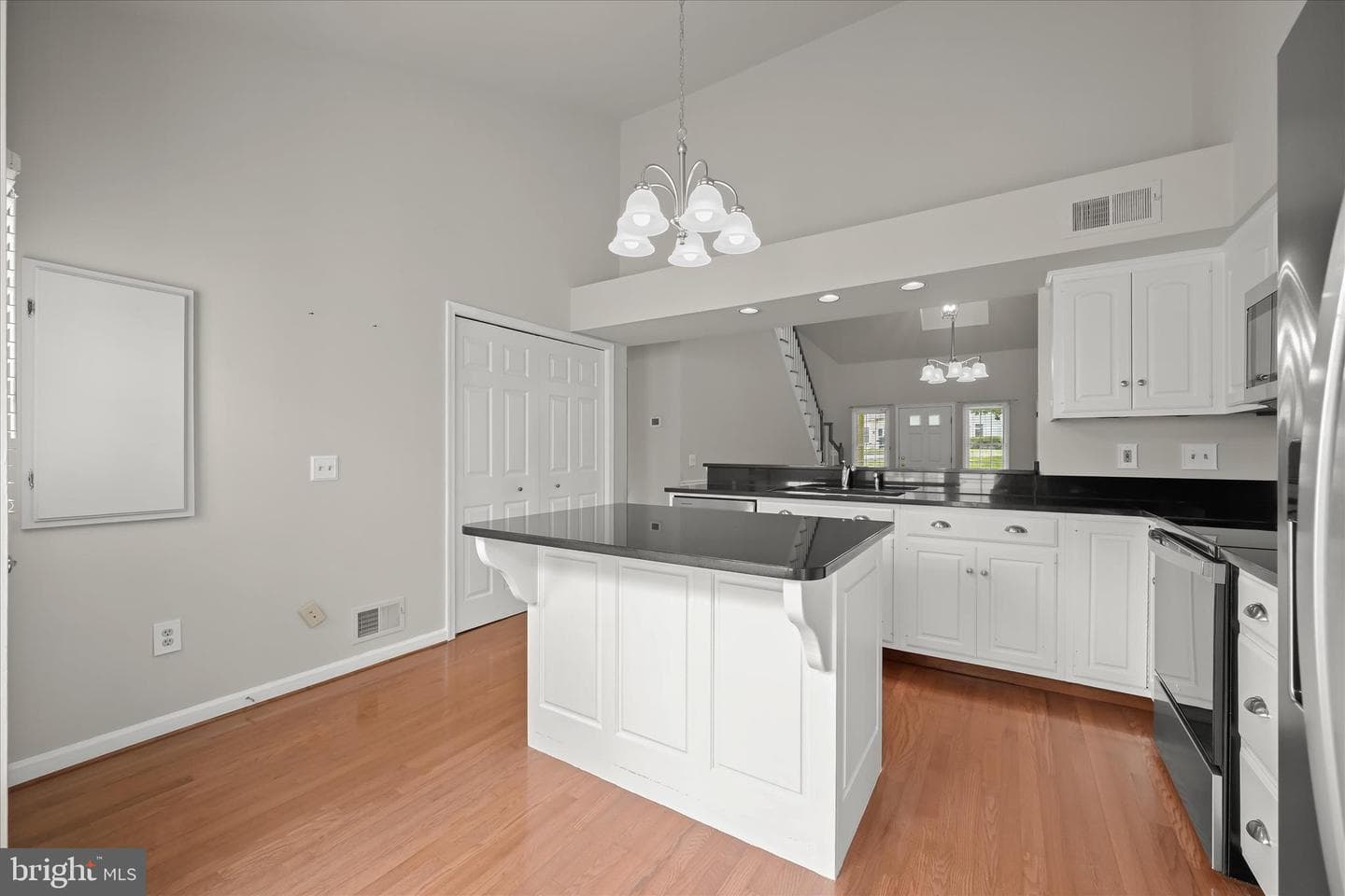 900 Mclendon Drive photo 23