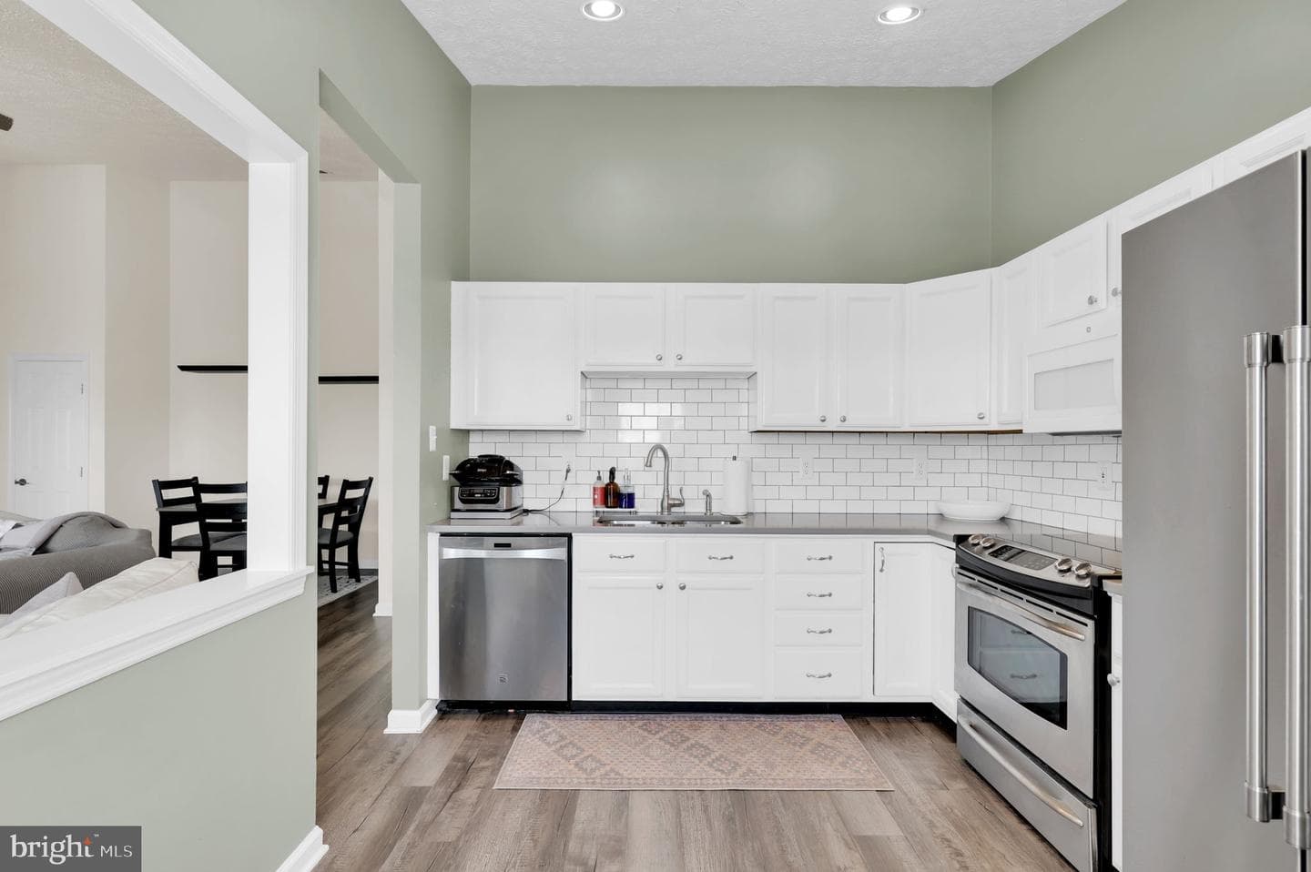 5600 Avonshire Place #m photo 8