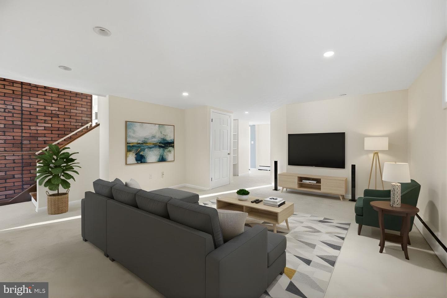 1206 Beechwood Drive photo 4